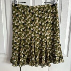 LOFT Green Multi-Color Lined Floral Ruffle Skirt - Size 8 - Excellent Condition